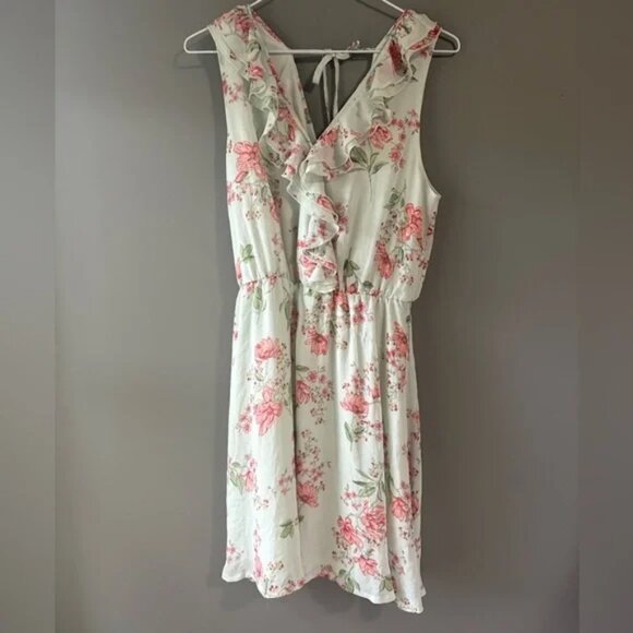 Divided size 8, mint green floral halter style mini dress with built in slip - Picture 6 of 7